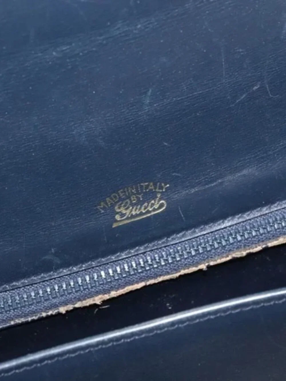 GUCCI Shoulder Bag Leather Navy Gold Auth YKZ288